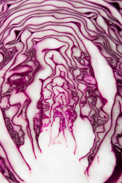 Red Cabbage cross section close-up detail - Foto, Imagen