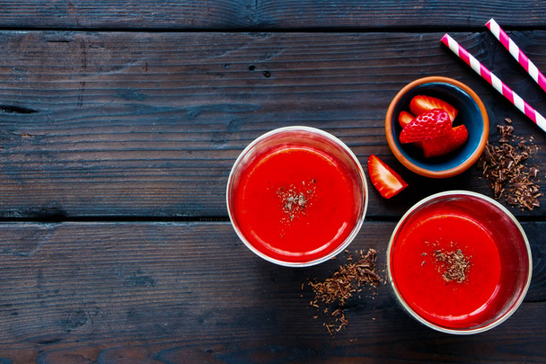 Delicious red smoothie - Фото, зображення