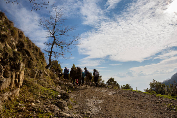 Sentiero degli Dei Itinerario escursionistico da Agerola a Nocelle in Costiera Amalfitana, chiamato "Il Sentiero degli Dei" in Campania
 - Foto, immagini