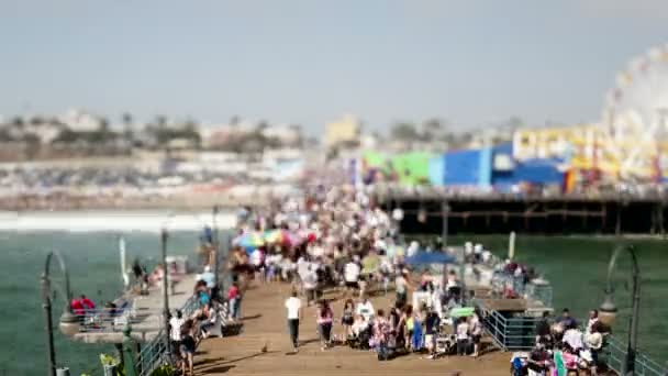 Santa Monica Beach - Tilt Shift, Zoom - Materiał filmowy, wideo