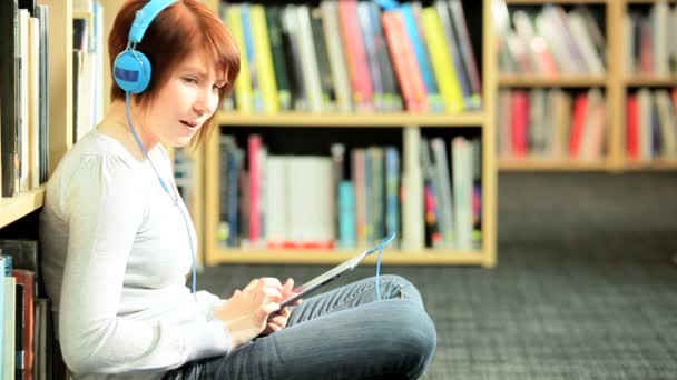 Портрет однокласника з використанням онлайн-технологій у бібліотеці
 - Кадри, відео