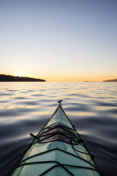 Kayaking during Sunset - Fotó, kép