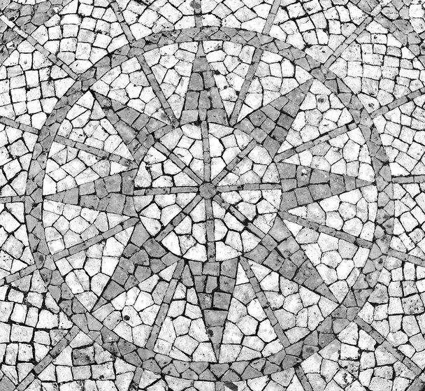 Mosaico em calçada portuguesa
 - Foto, Imagem