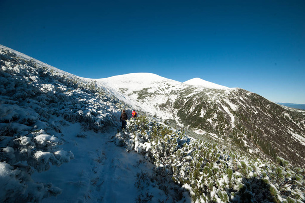 Красивые зимние горы. Снежный национальный природный парк
 - Фото, изображение