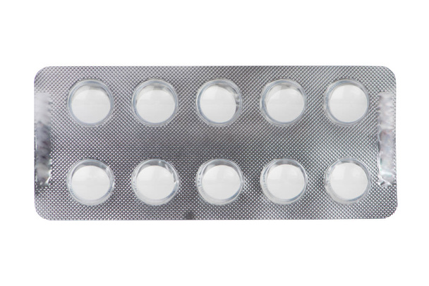 Белая медицинская таблетка в блистерной упаковке
 - Фото, изображение