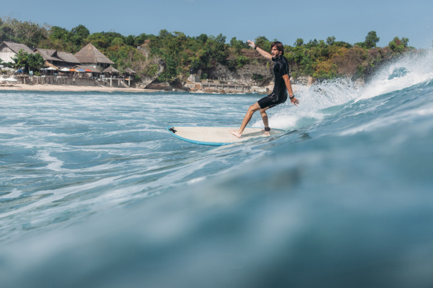 surfer wave - 写真・画像
