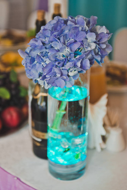 Vase with pale blue flowers 7018. - Φωτογραφία, εικόνα