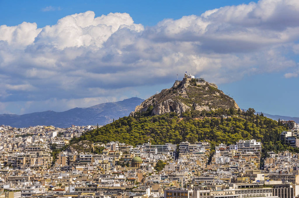 Monte lycabettus e cidade de athens
 - Foto, Imagem