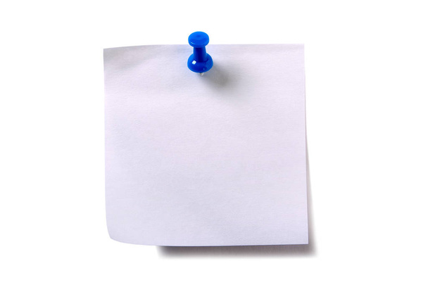 Sima fehér sticky post jegyzet kék rajzszög elszigetelt  - Fotó, kép