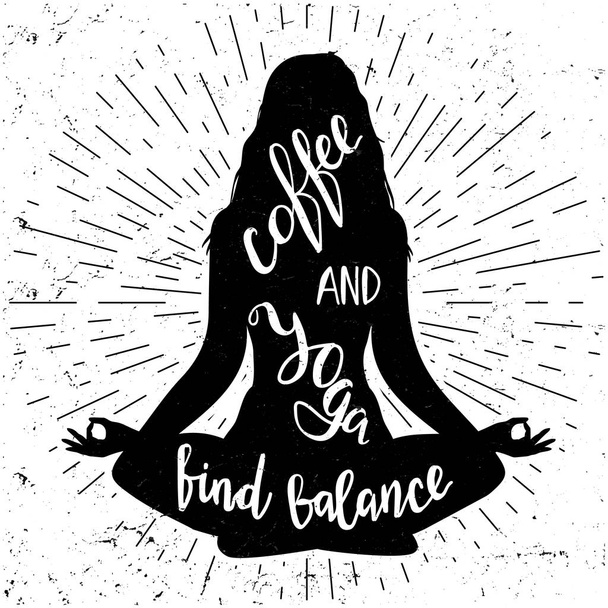 Yoga lotuspositie silhouet met belettering zin koffie en yoga evenwicht vinden. Leuke en grappige illustratie met vintage zonnestralen en offerte voor poster, t-shirt, menu ontwerp afdrukken. - Foto, afbeelding