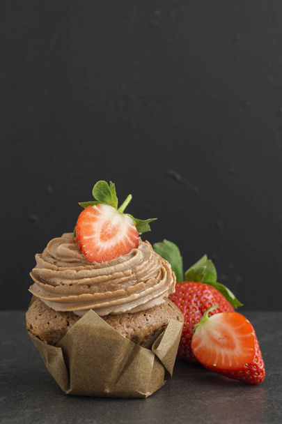 Homemade chocolate cake with cream and strawberry. - Photo, Image