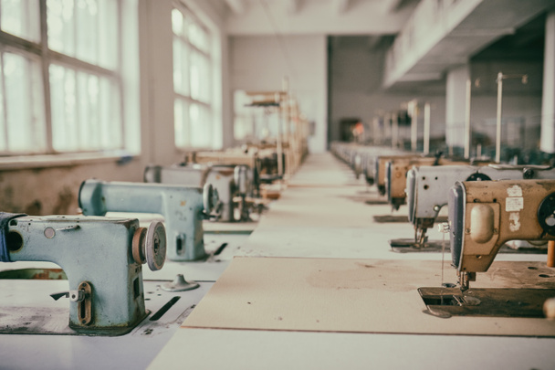 máquinas de costura velhas
 - Foto, Imagem