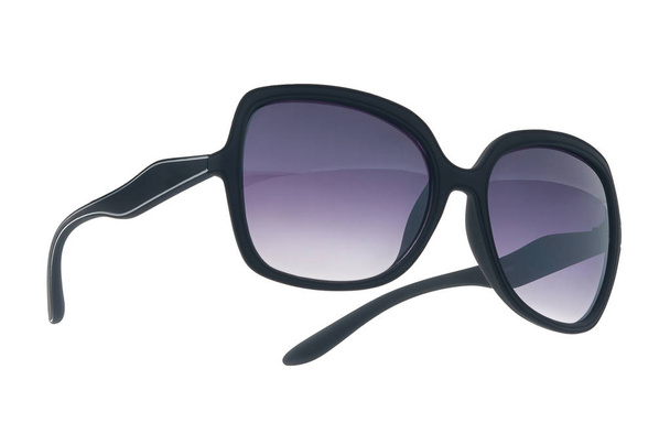 Модні сонцезахисні окуляри на білому тлі
 - Фото, зображення