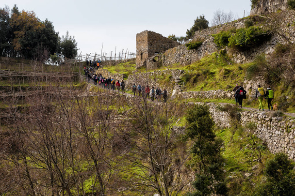 Sentiero degli Dei (Італія) - маршрут екскурсії з Аджероли до Nocelle в Амальфі, називається "Шлях богів" у провінції Кампанія, Італія - Фото, зображення
