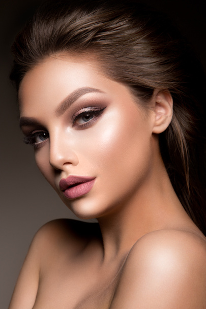Beauty Woman face Portrait. Beautiful model Girl with Perfect Fresh Clean Skin - Fotografie, Obrázek