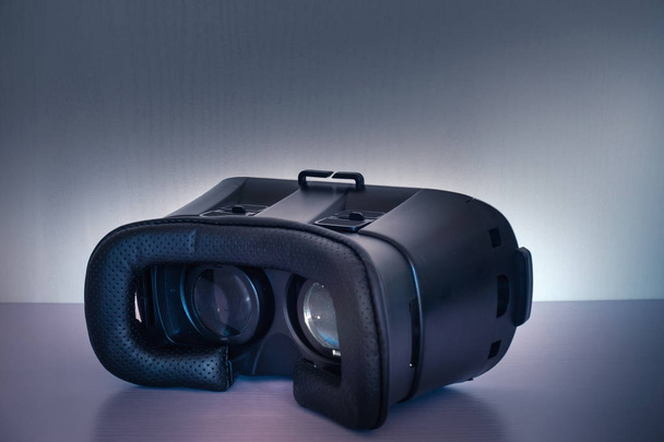 Γυαλιά εικονικής πραγματικότητας, μέλλον τεχνολογίας εξοπλισμό έννοια - Φωτογραφία, εικόνα