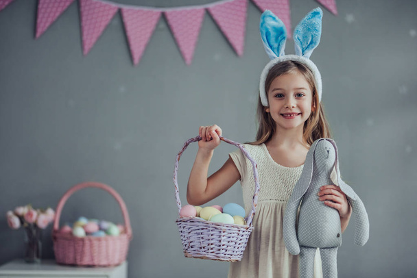 Cute little girl celebrating Easter - Fotografie, Obrázek