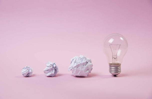 lightbulb with crumpled paper. concept brainstorming for idea creative. - Foto, Imagen