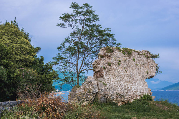 Ruinen in herzeg novi - Foto, Bild