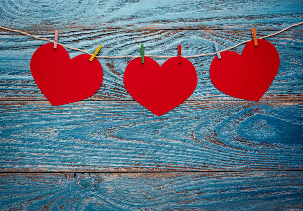 Sevgiliye arka plan kırmızı Kalpler ve kartpostal/kopya alanı ile dekore edilmiş - Fotoğraf, Görsel