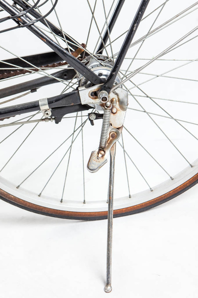 Onderdelen van een oude fiets. - Foto, afbeelding