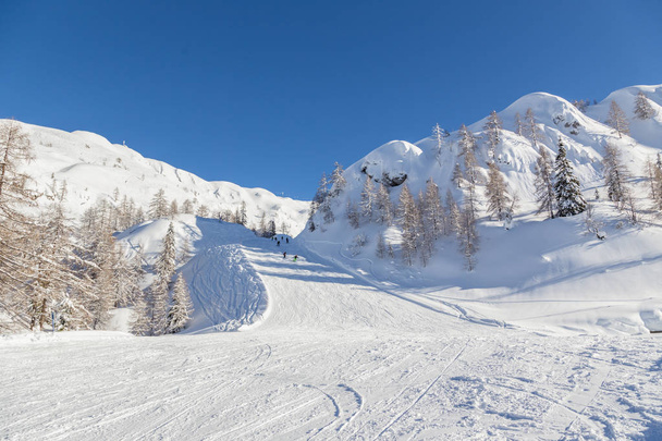 Centro de esqui de Vogel Julian Alps, Eslovênia
 - Foto, Imagem