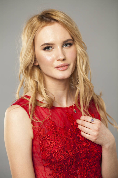 Portrait close up of young beautiful blonde woman - Fotografie, Obrázek