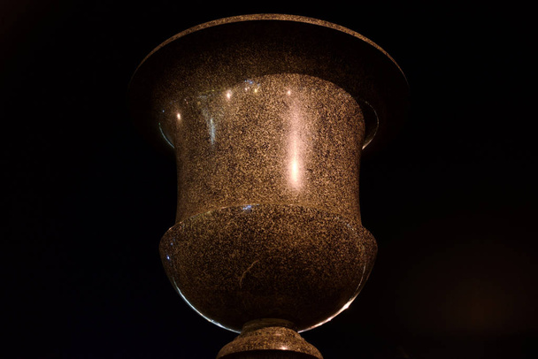 Porphyry vase at the Admiralty embankment at night in St.Petersburg, Russia. - 写真・画像