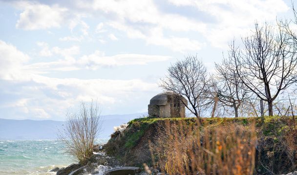 bunker on hill, lake ohird, pogradeci, albania
 - Фото, изображение