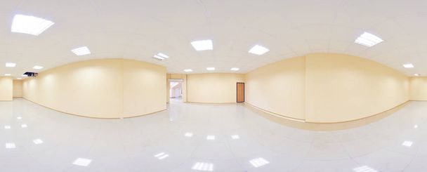 Sferyczne 360 stopni projekcji panorama, panorama w wnętrza pustym pokoju w nowoczesne apartamenty płaskie. - Zdjęcie, obraz