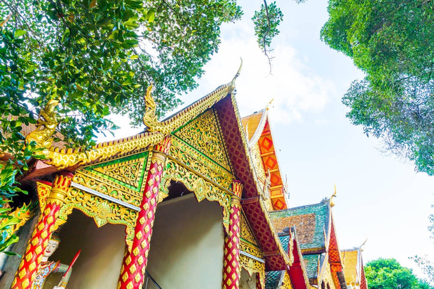 Beautiful architecture at Wat Phra That Doi Suthep in Chiang Mai - Foto, imagen
