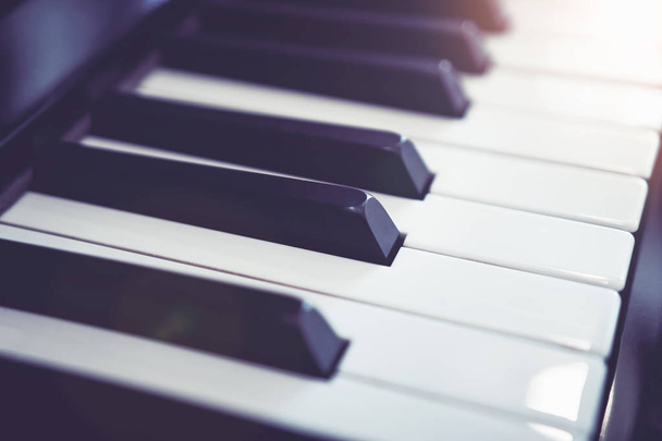 Close up white Piano key, Used for music graphics. - Foto, Imagen