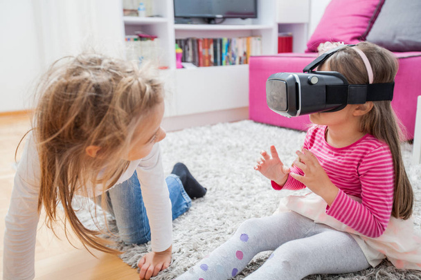 Child with Virtual Reality headset - Фото, изображение