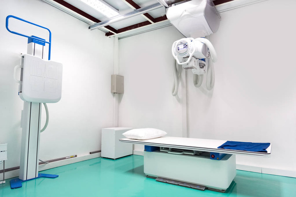 X-Ray osztály szoba a kórházban, orvosi és egészségügyi ellátás fogalma - Fotó, kép