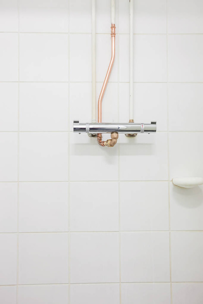 egy zuhany csaptelep - Fotó, kép