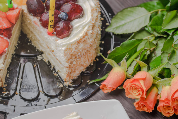 narozeniny, domácí koláče, 14 únor, Valentýn, výročí, ovocný koláč, koláč se smetanou - Fotografie, Obrázek