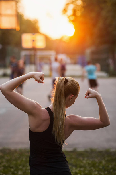 sport woman strong success outdoor - Fotografie, Obrázek