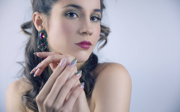 Beauty fashion model girl with nailart and make up, hair and jew - 写真・画像