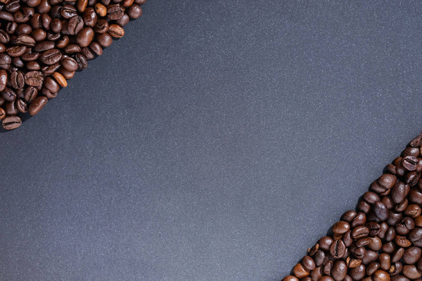 Grãos de café moldura no fundo escuro
 - Foto, Imagem