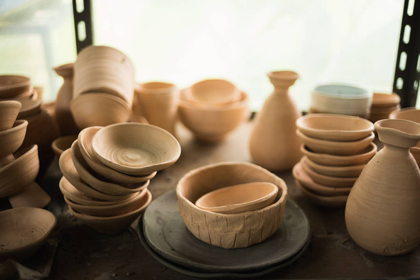 Сельский ручной керамической глины коричневые терракотовые чашки
 - Фото, изображение