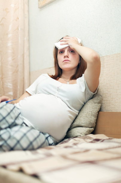 pregnant woman having headache - Foto, immagini
