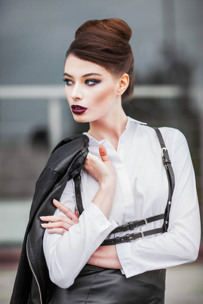 stylish young woman with beautiful make-up posing  - Foto, Imagem