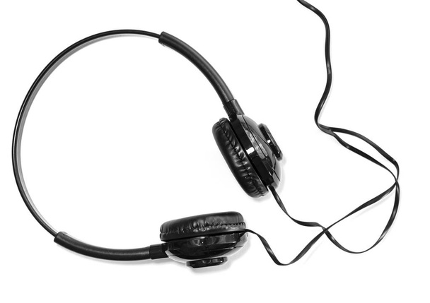 Schwarzer Kopfhörer isoliert auf weißem Hintergrund - Foto, Bild