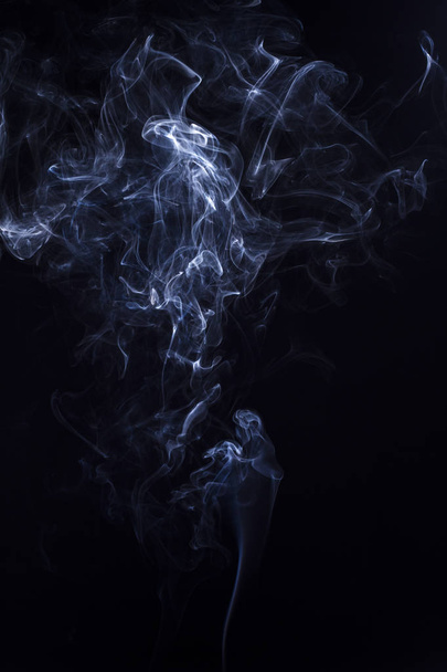 Rich swirls of smoke, black background - Φωτογραφία, εικόνα
