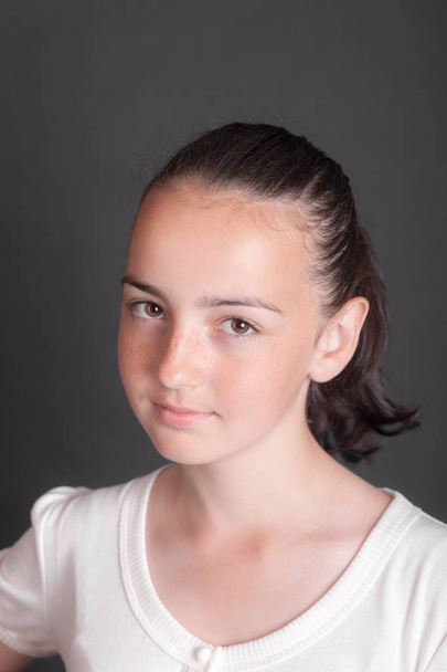 teenage girl with brown eyes - Photo, Image