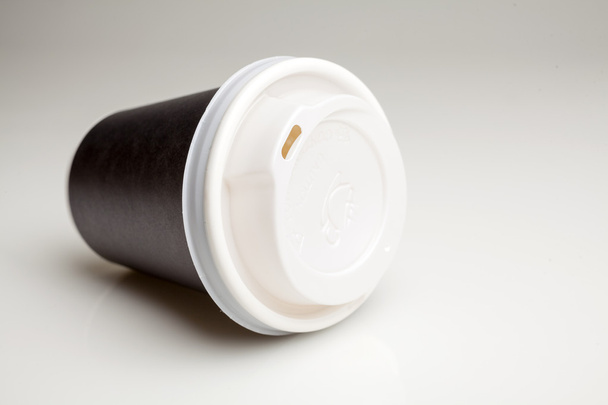 Одноразовая чашка для кофе
 - Фото, изображение