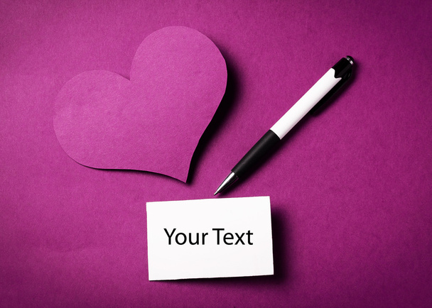 Pen and valentine's heart isolated - Φωτογραφία, εικόνα