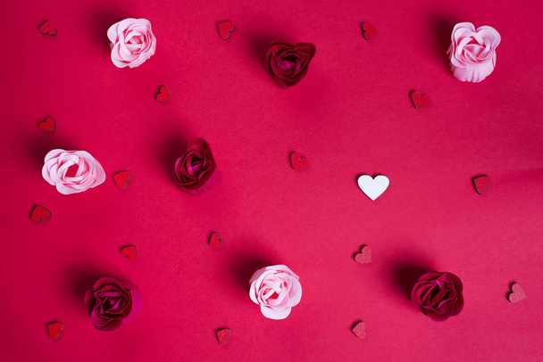 Квітковий візерунок з бутонів троянд
 - Фото, зображення