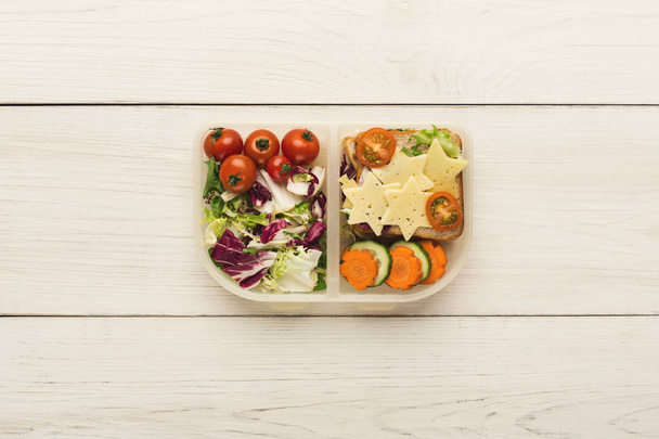 Обідня коробка для здорового забирає вечерю
 - Фото, зображення