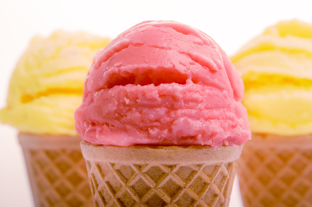 Конусы мороженого
 - Фото, изображение